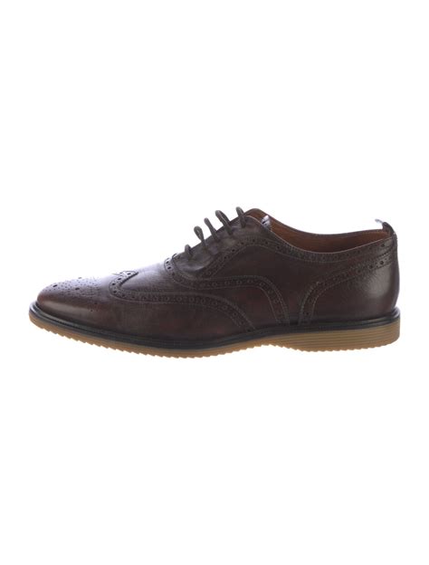 burberry wingtip brogues|Burberry Runway Asymmetric Pebble.